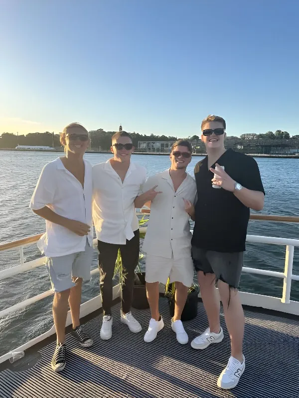 MV Sydney photo