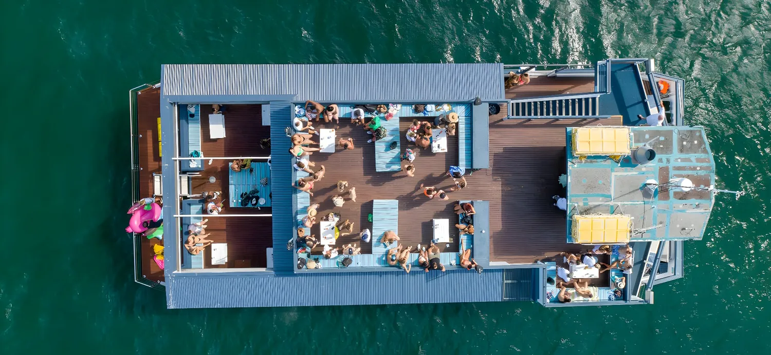 Le Bleu photo