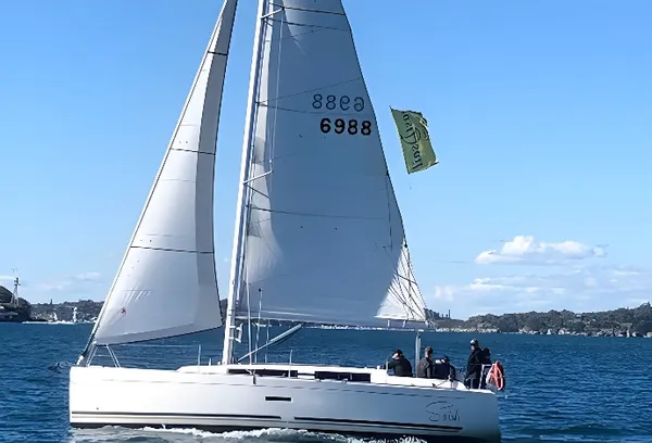 Dufour 335