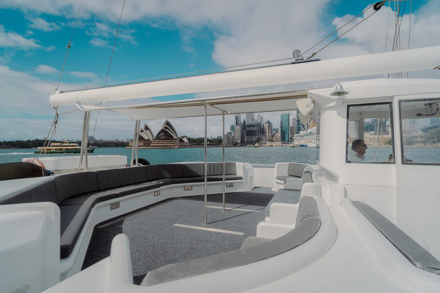 Sydney Crystal photo